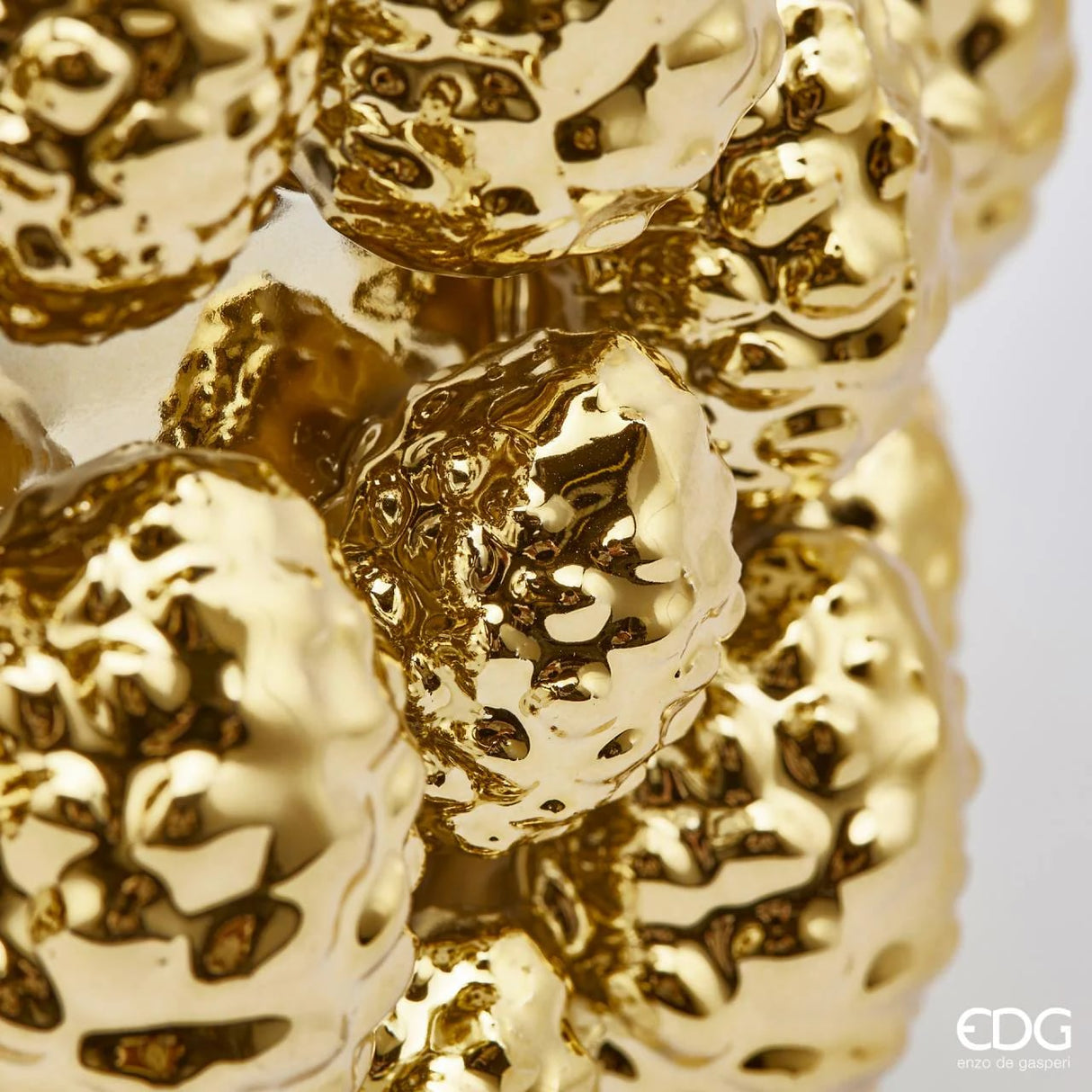 Vase en forme de pomme de pin Chakra EDG Enzo De Gasperi H 32 cm P 26 cm Doré