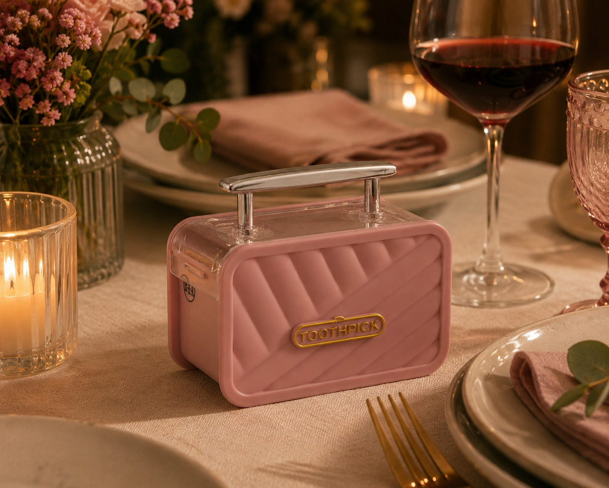 L'Arcolaio Portastuzzicadenti Valigia Rosa 7,5x5x3,5 cm Accessorio Originale per Tavola