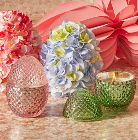 Egg Candle With Perfume H.12 D.8 C4 Peony & Cassis