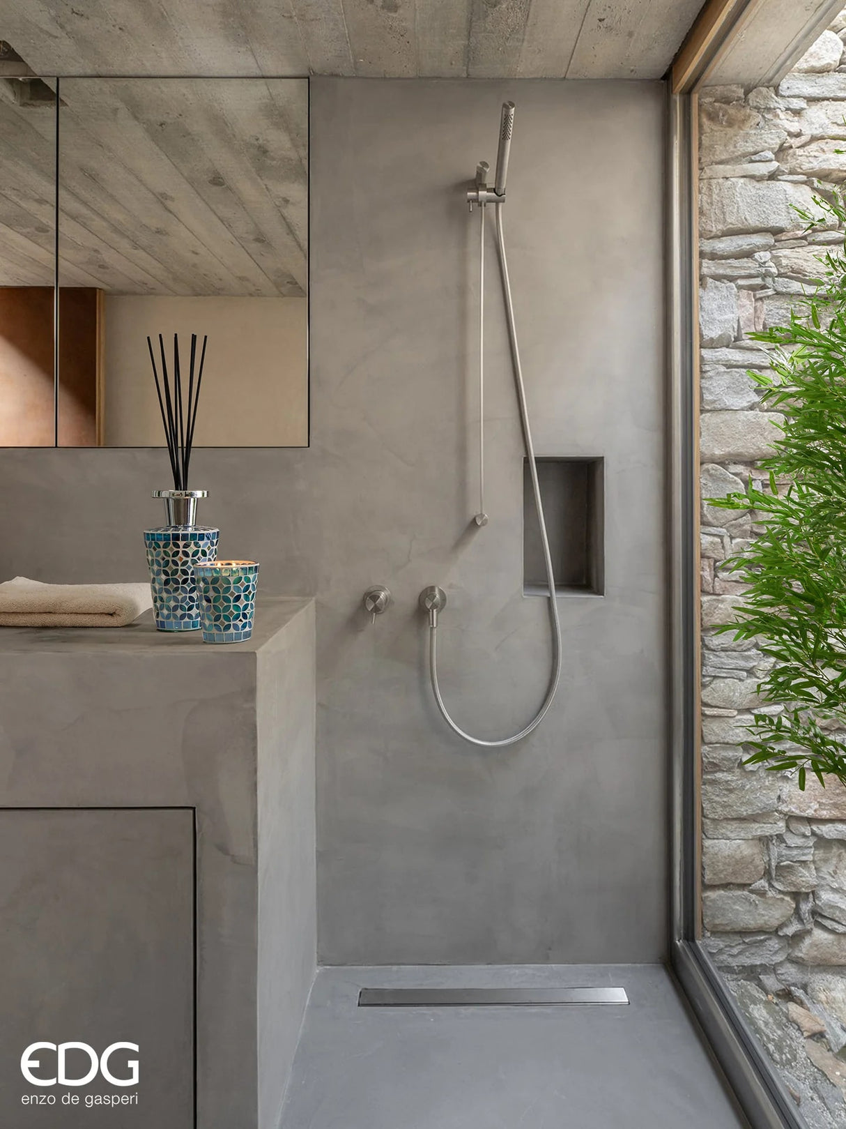 edg enzo de gasperi edg enzo de gasperi candela agadir con profumo 900 gr h 16 cm d 13 cm ambra marocchina ean 8059824465016