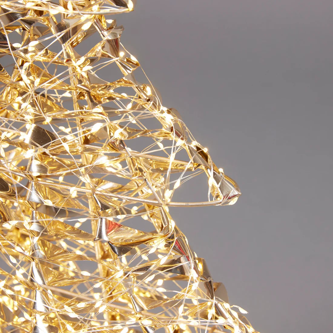 Sapin de Noël EDG Enzo De Gasperi, bandes LED 2 400 microLED, H 150 cm, L 106 cm, L 22 cm, doré