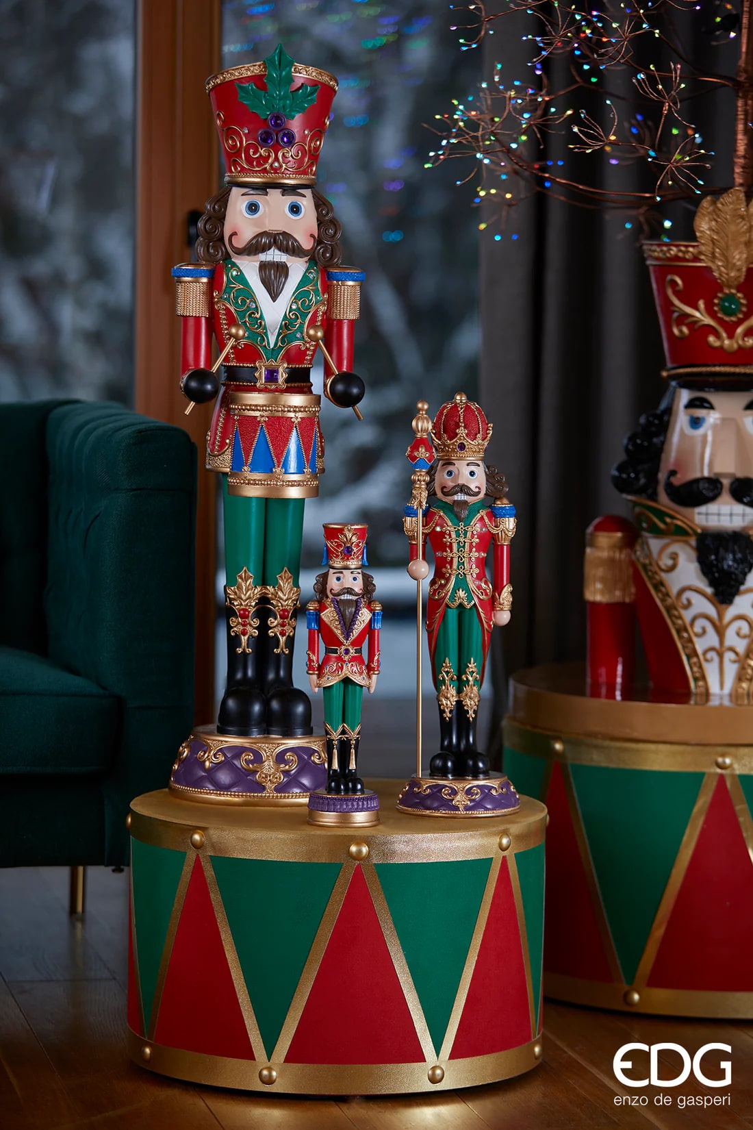 EDG Enzo De Gasperi Christmas Tree Base Soldier for Pine H 66 Cm D 60 Cm Red Gold