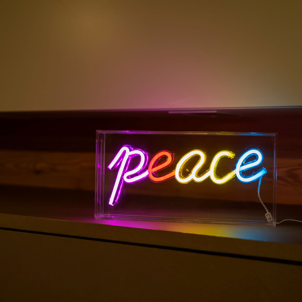 wd lifestyle wd lifestyle insegna neon con cornice in plexiglass 30 x 15 cm decoro peace ean 8053300579402