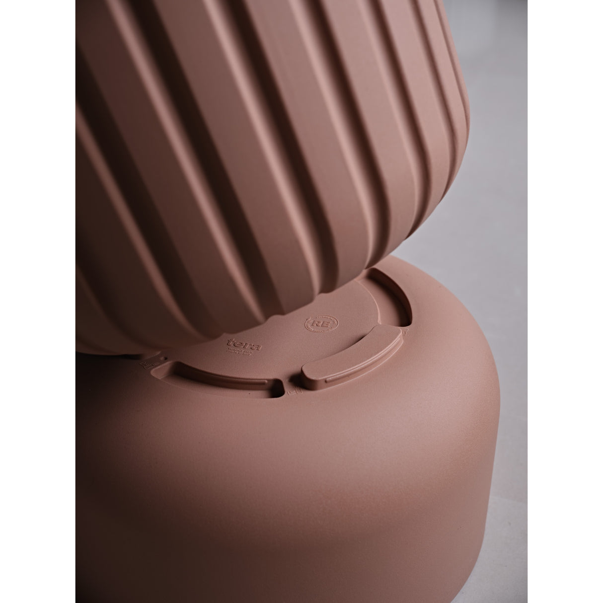 teraplast teraplast vaso echo rigato 50 sovrapponibile resina silver fog ean 8051560280328