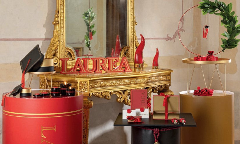 Cupid & Co. Toque de remise de diplôme avec sac 70 x 90 mm Rouge 12 pièces