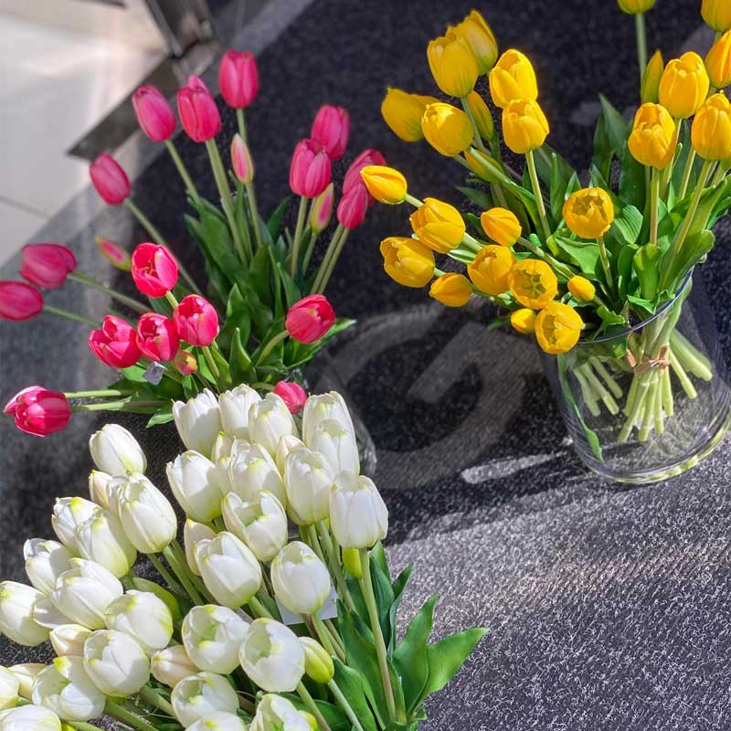 EDG Enzo De Gasperi Bouquet de 5 Tulipes Fermées Caoutchouc H 40 Cm Violet