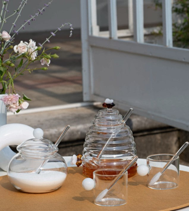 Cupido&Co. Coffret de 2 tasses avec cuillère, manche blanc, diamètre 50 mm, hauteur 50/100 mm, avec boîte