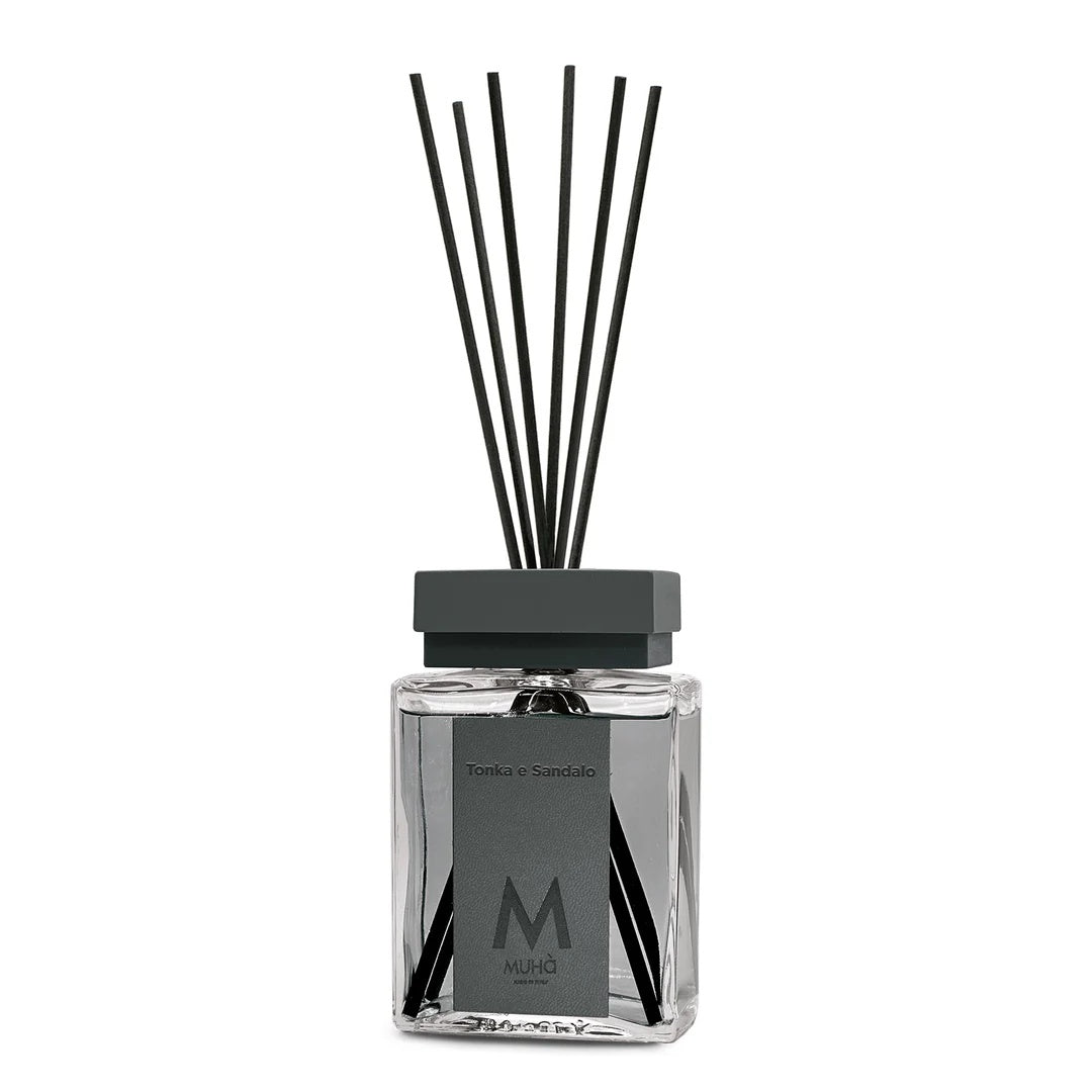 Muhà Luxe Parfum Diffuseur d'Ambiance avec Bâtonnets Tonka et Bois de Santal 200 ml