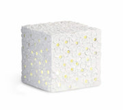 Cube blanc Cupido&Co. avec fleurs et LED 100 x 100 x 100 mm avec boîte