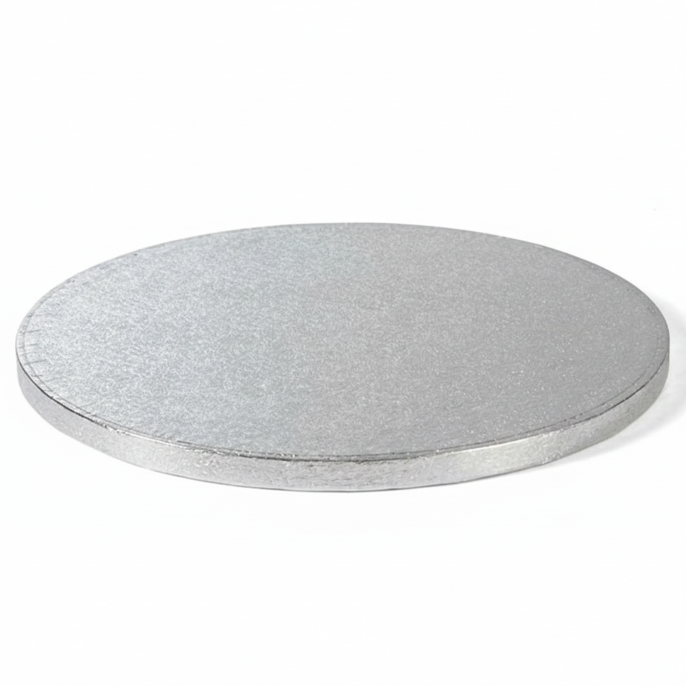 Cakeboard Karma Decora Silver tondo argentato diametro 50cm H1,2cm, cellulosa rivestita alluminio. Base rigida professionale per torte. ean 8024622056803