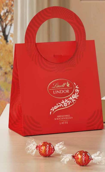 immagine-1-lindt-bag-lindor-cioccolato-al-latte-190-gr-8-pz-ean-8003340857459