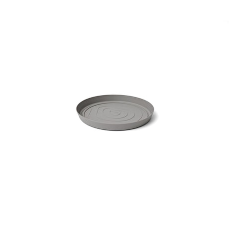 Sottovaso rotondo in plastica riciclata 100%, Ø29 cm, colore Fog Grey Grigio Chiaro. TeraPlast Orma Saucer 29, −30°/+60°C, compensa CO₂ ean-8051560268340