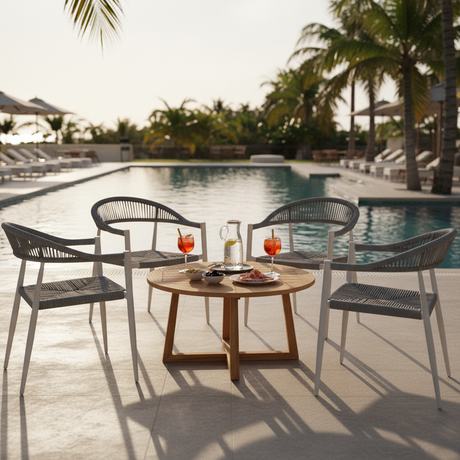 Poltrona Milano piscina resort