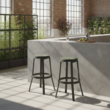 Scena 1 – Bancone bar