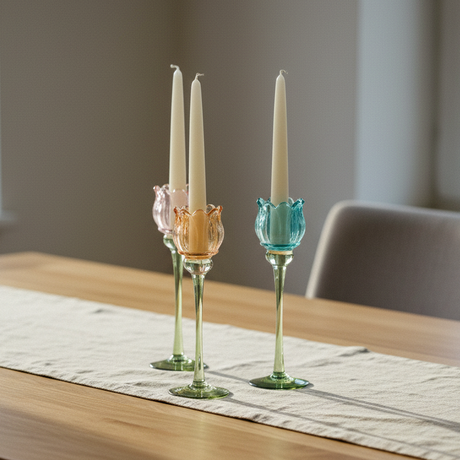 Trio portacandele tulipano su tavolo pranzo