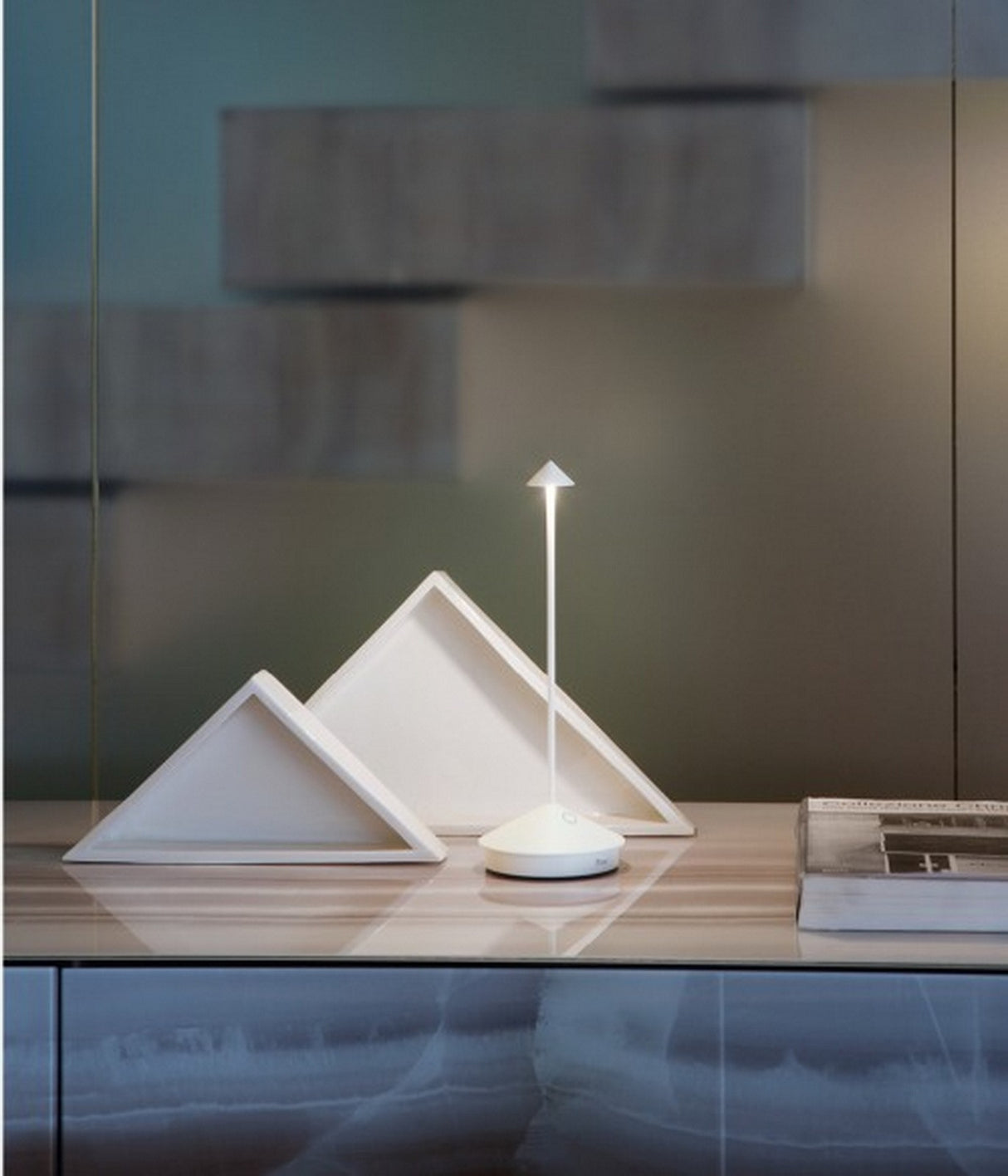 immagine-2-zafferano-pina-pro-corten-lampada-da-tavolo-a-led-h29cm