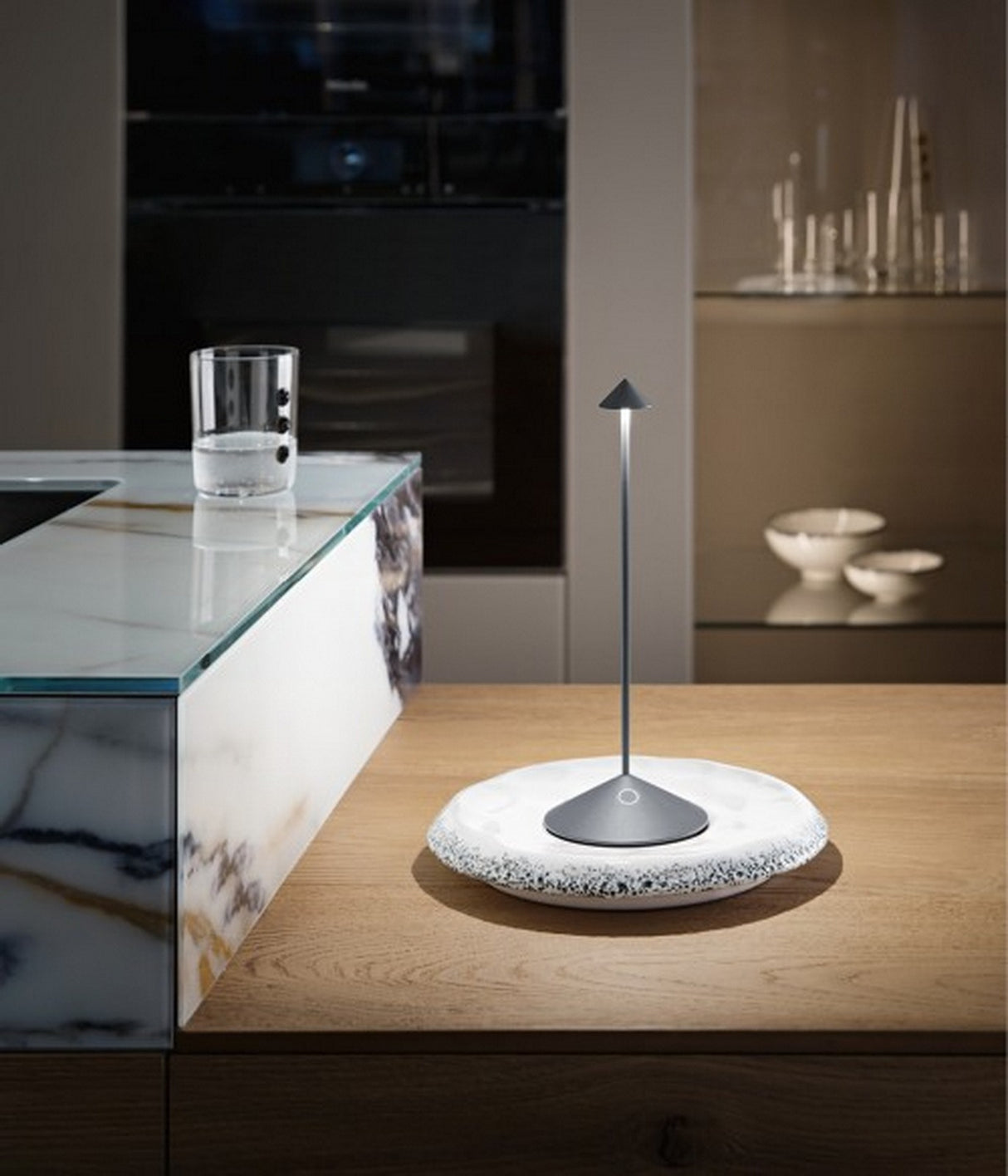 immagine-5-zafferano-pina-pro-corten-lampada-da-tavolo-a-led-h29cm